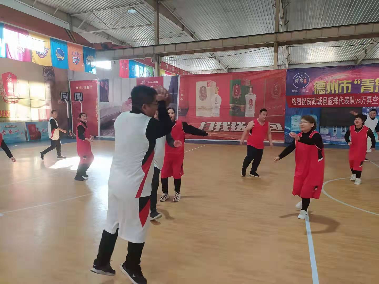 籃球2.jpg 籃球2.jpg